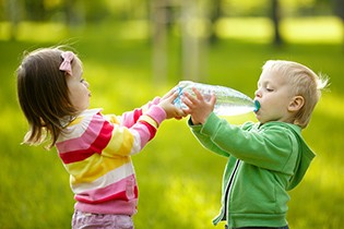 actos de bondad para niños